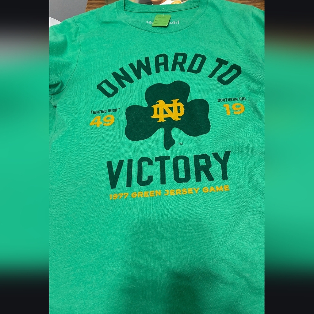 Vintage Notre Dame Green Onward to Victory T-Shirt 1977 ND Size Small